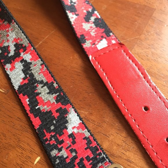 Red Stretch Belt - Picture 1 of 6